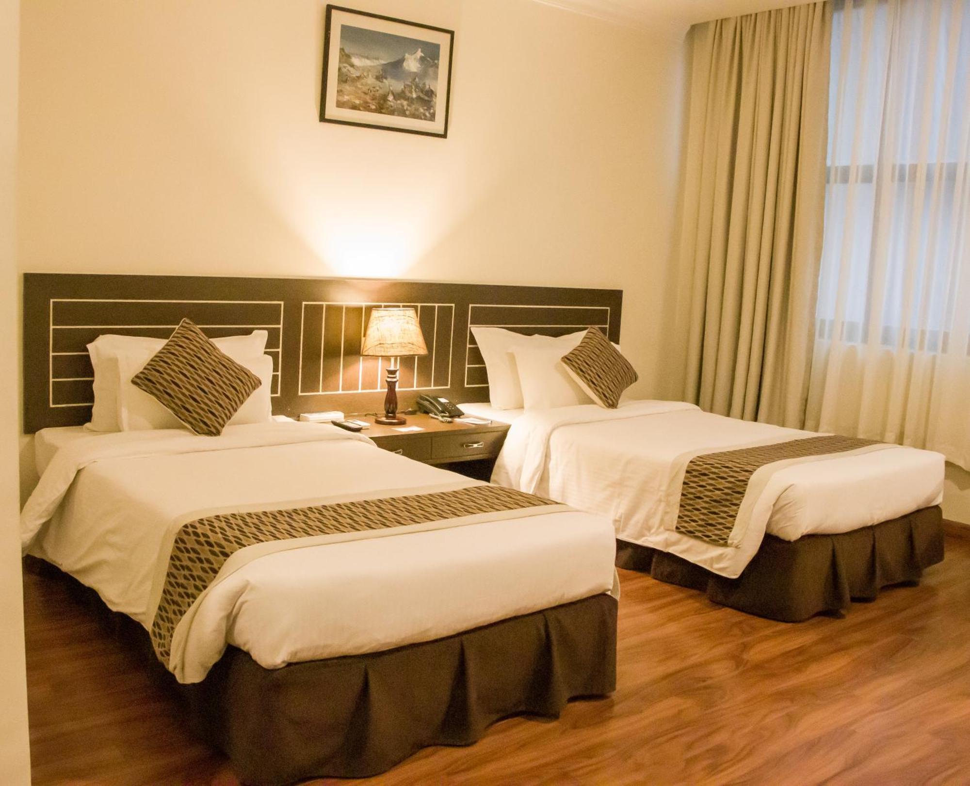 Vannasut Hotel And Spa Катманду Екстер'єр фото